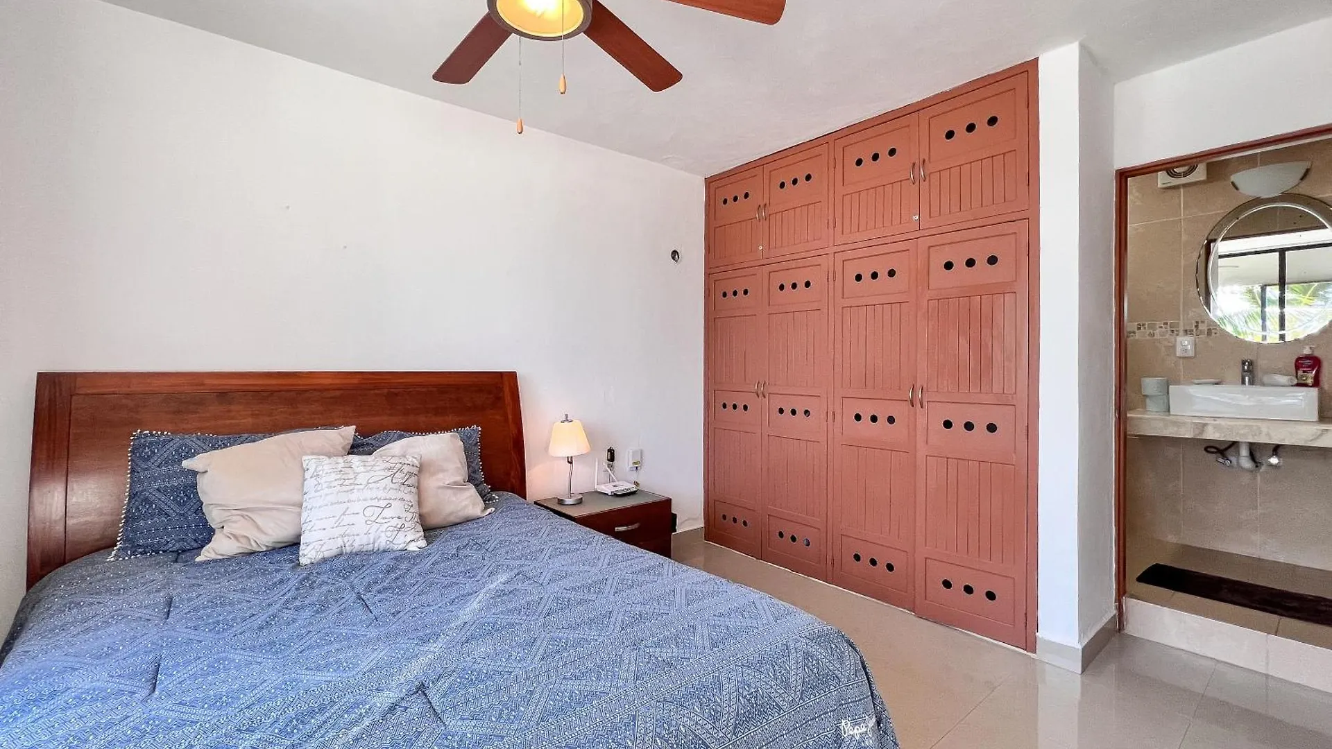 Bello Mar De Cancun, Beautiful 2Br 2Ba Condo Overlooking Beach Spectacular View! Apartment Cancun