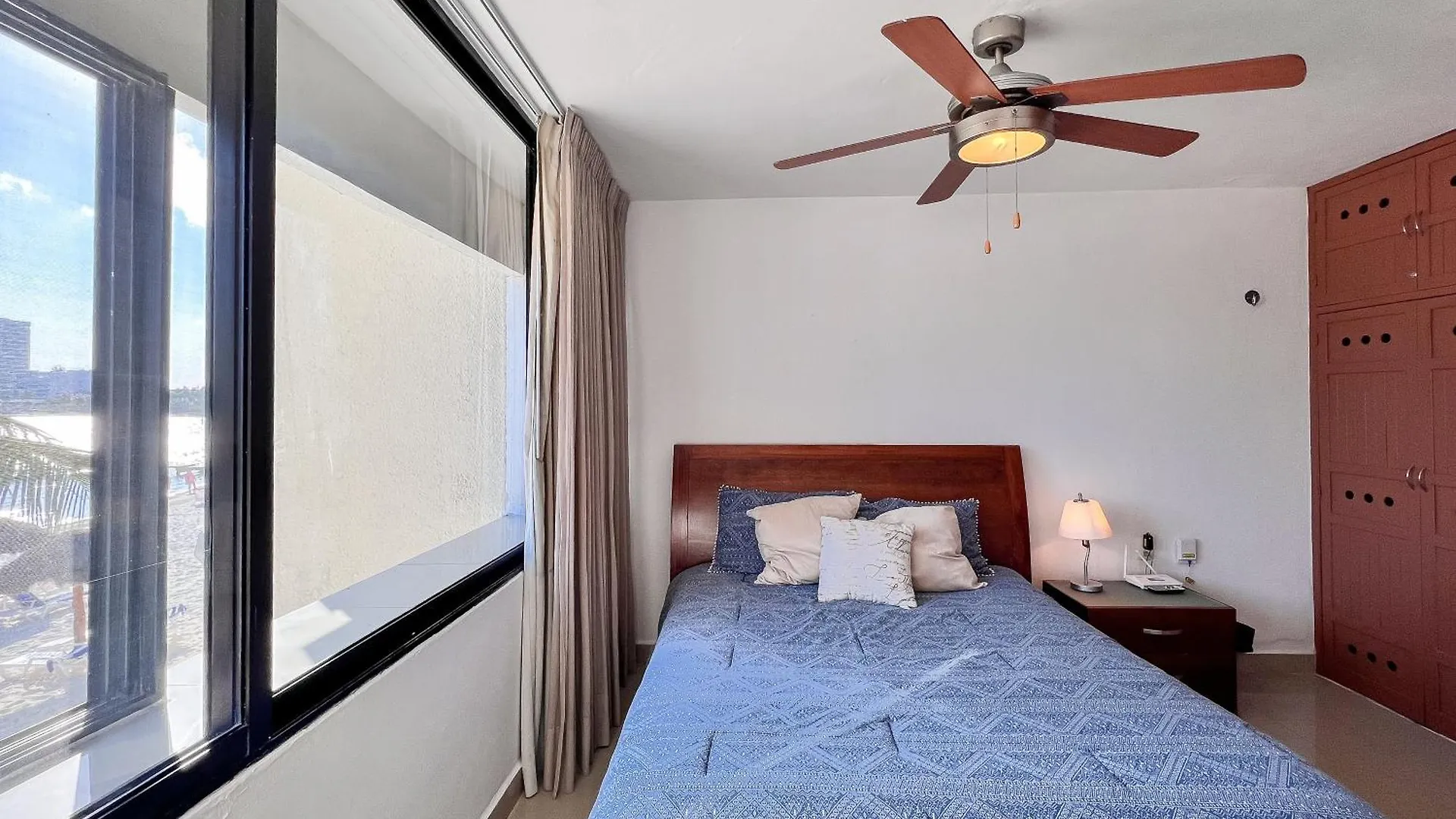 Bello Mar De Cancun, Beautiful 2Br 2Ba Condo Overlooking Beach Spectacular View! 0*, Cancun Mexico