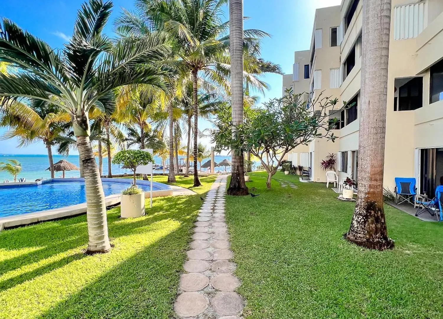 Bello Mar De Cancun, Beautiful 2Br 2Ba Condo Overlooking Beach Spectacular View!