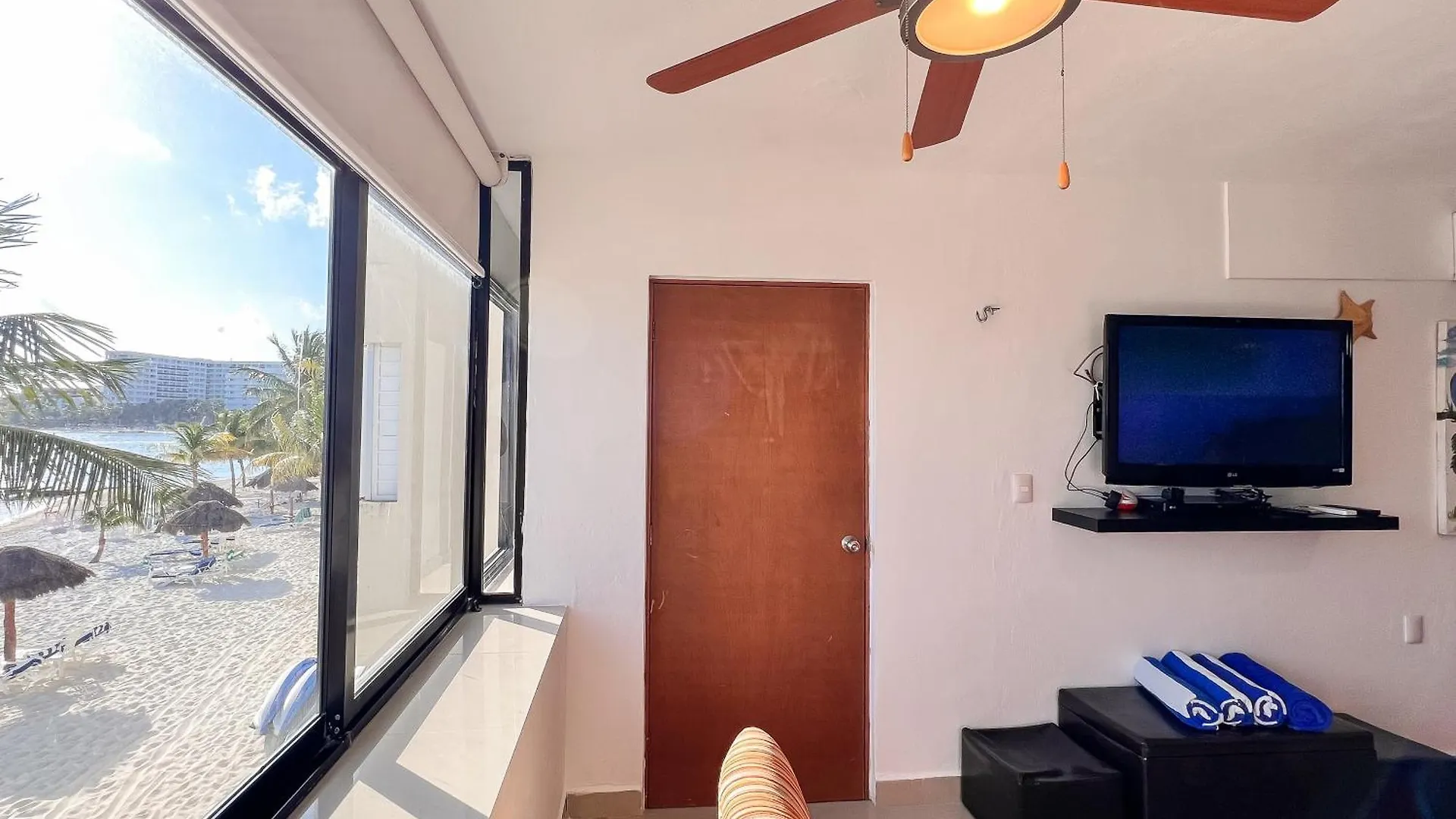 Bello Mar De Cancun, Beautiful 2Br 2Ba Condo Overlooking Beach Spectacular View! Cancun